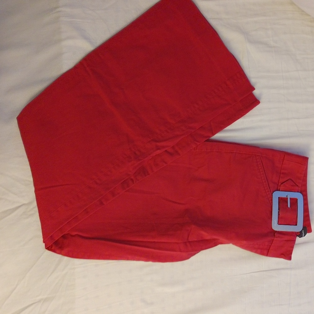 Red/Pink With Belt Accent Loose Fit Pant